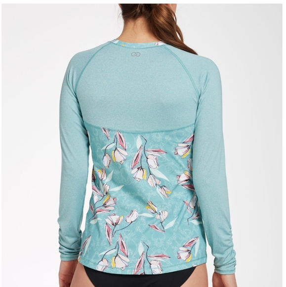 CALIA by Carrie Underwood Other - Calia garden gate rash guard